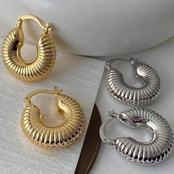 14k Gold Earrings Elegant Chunky Hoops - Lightweight